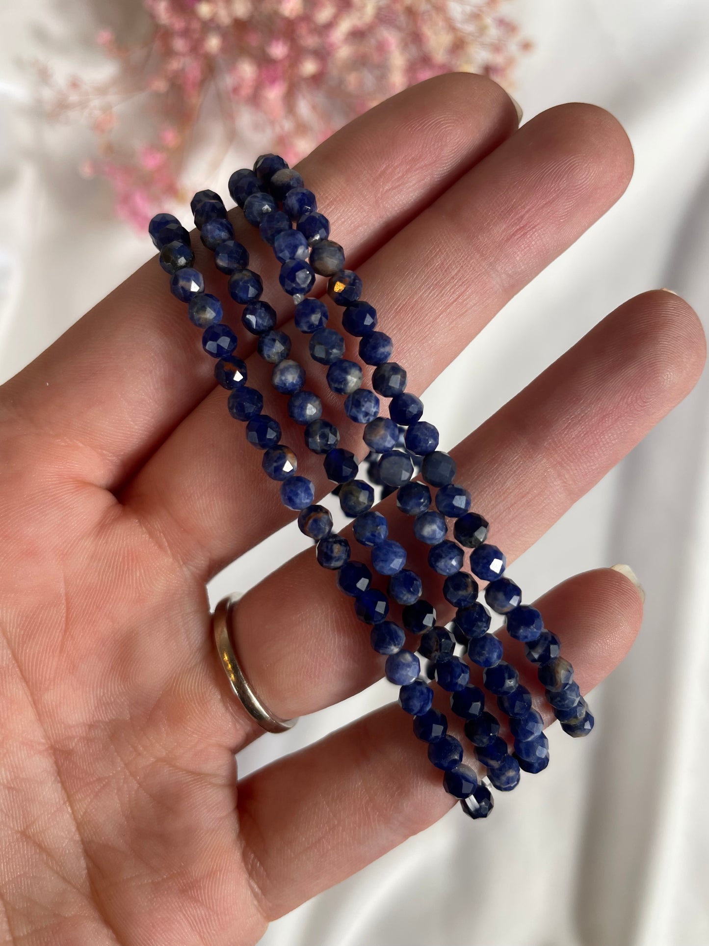 Sodalith Armband fac. 4mm