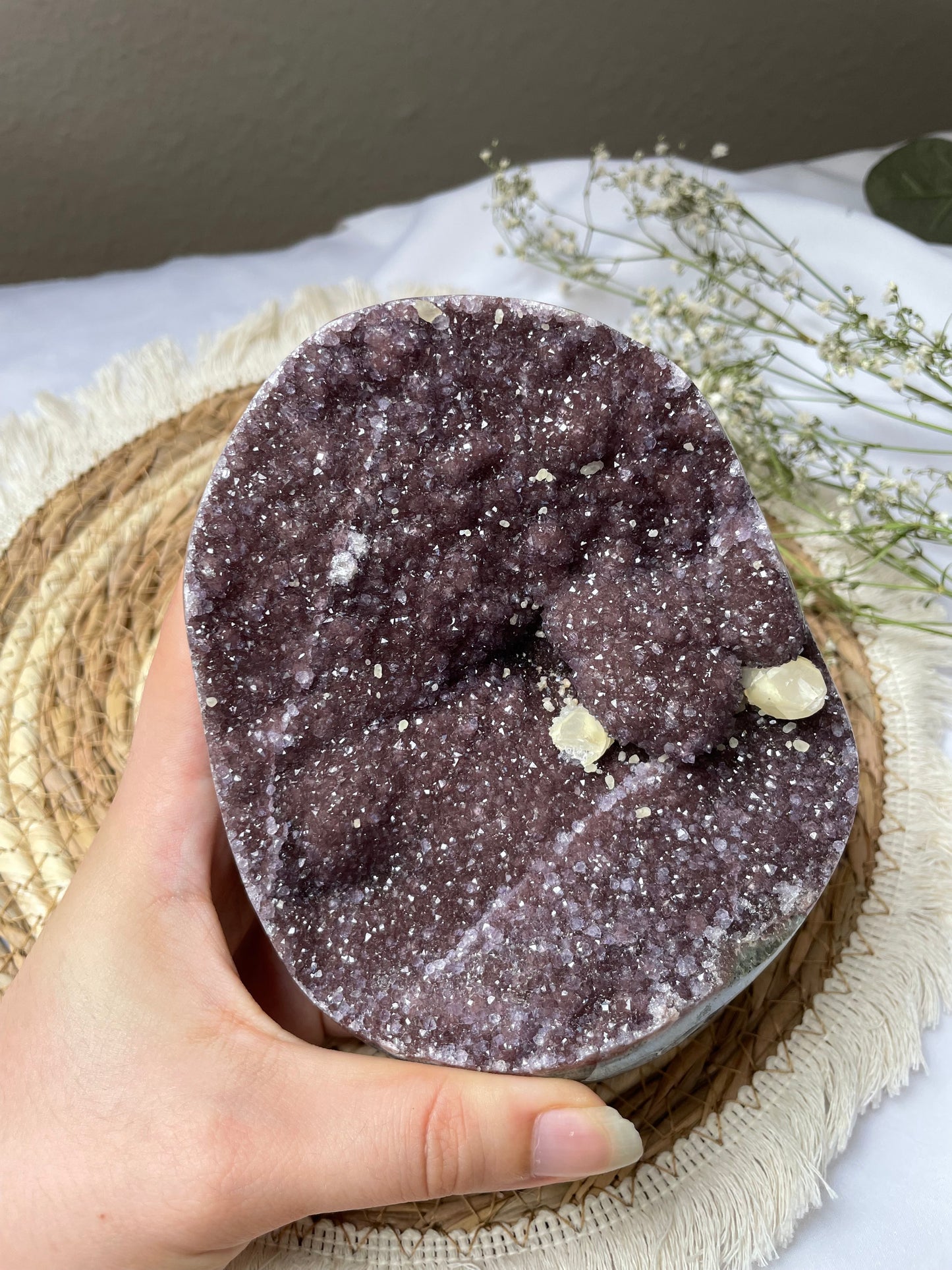 Amethyst Schale / Geode mit Calcit in Extra Qualität