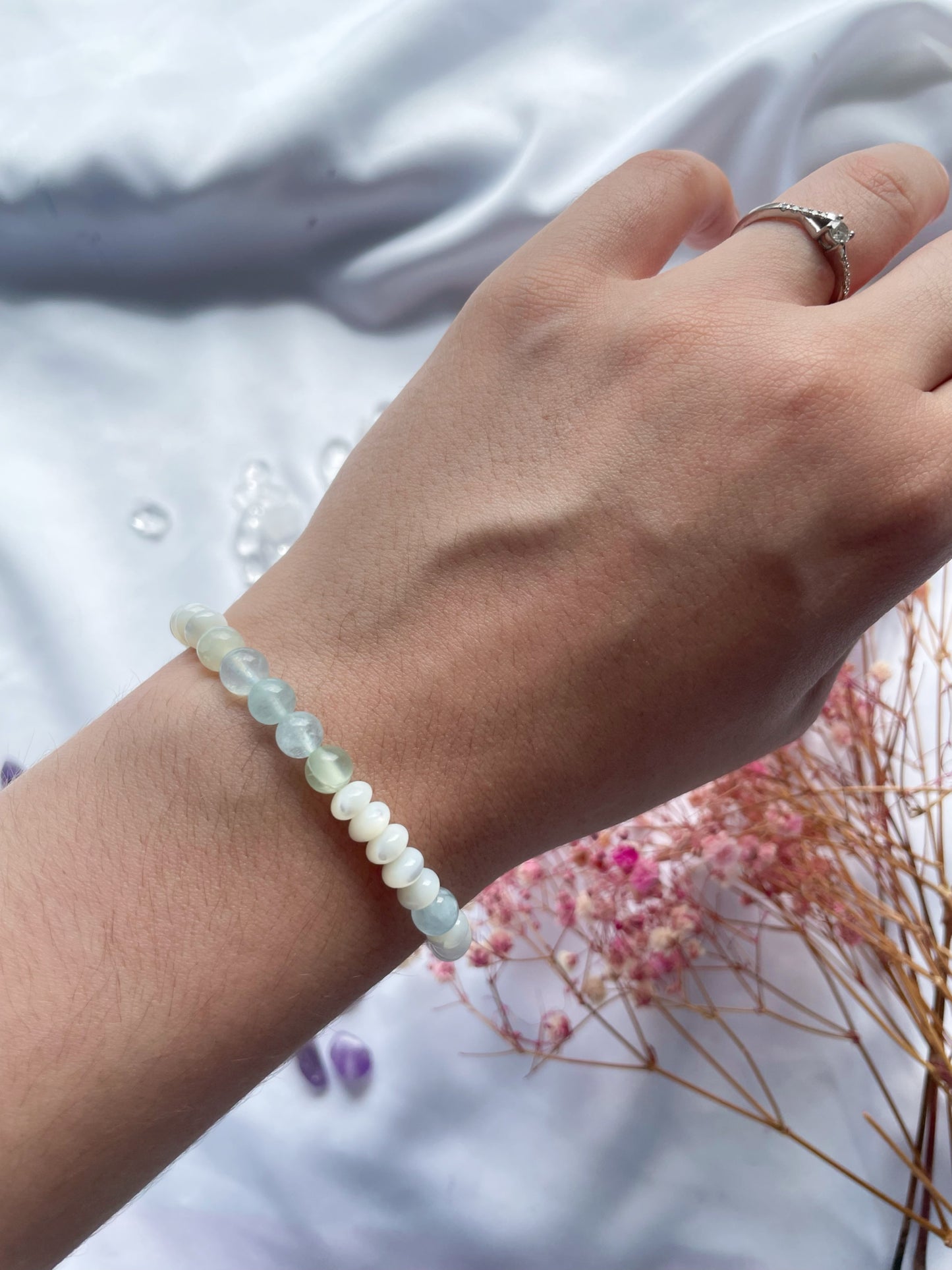 Aquamarin, Serpentin, Perlmutt Kugelarmband 6mm