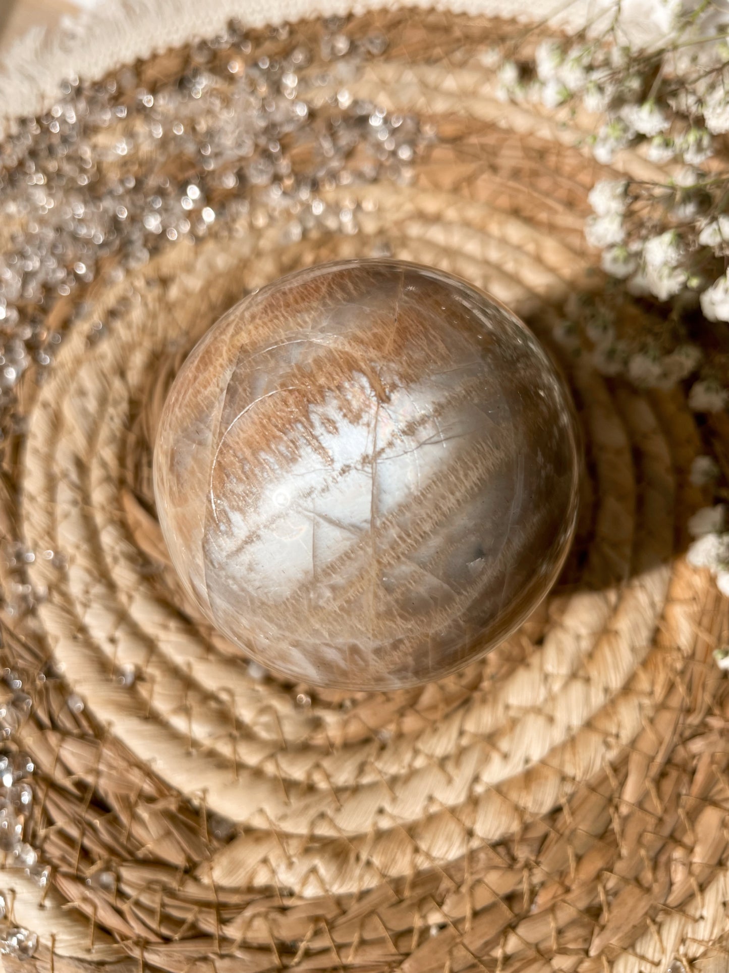 Pfirsich Mondstein Kugel mit Sonnenstein