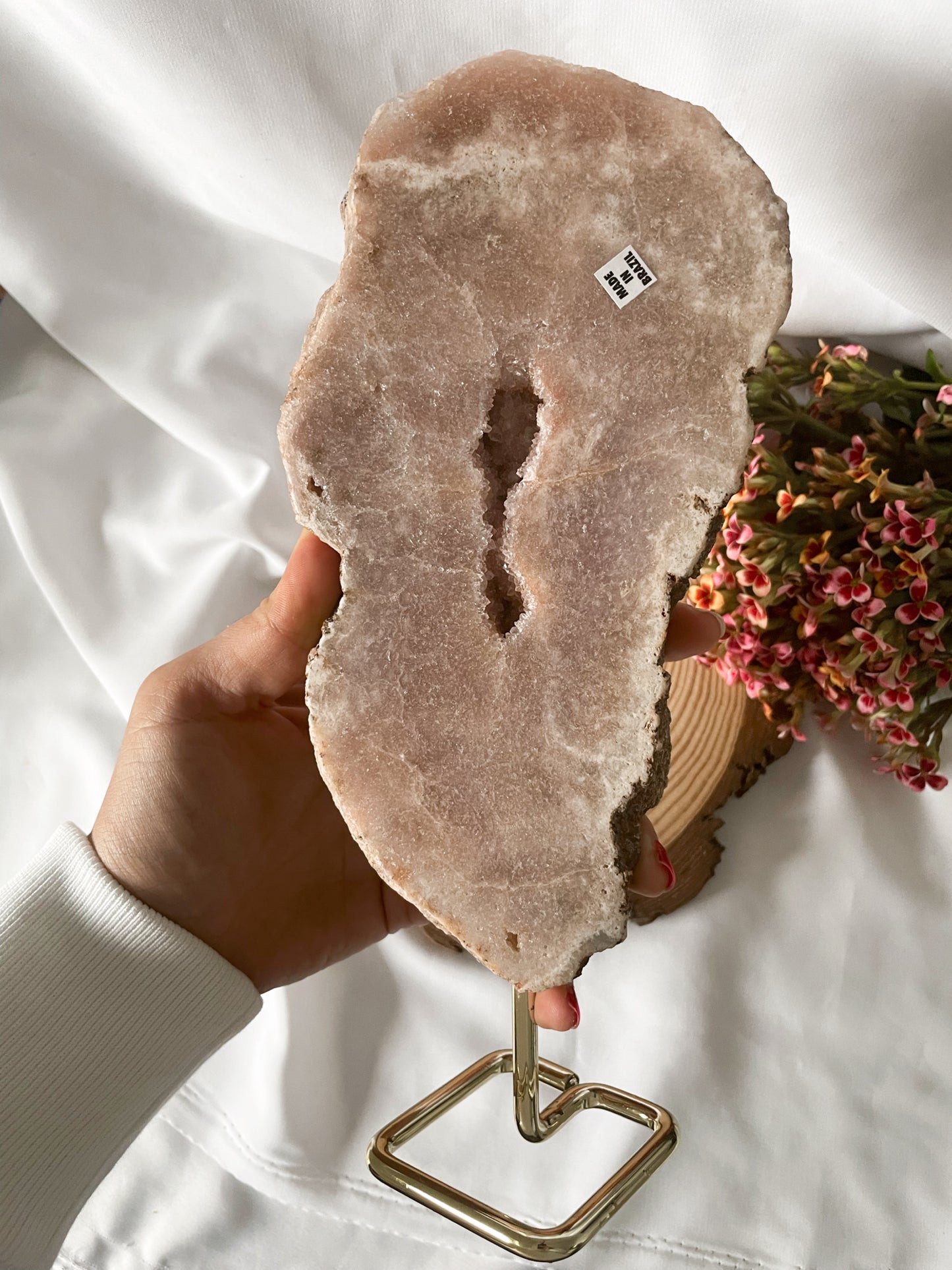 Pink Amethyst auf goldenem Metallständer Nr. 8