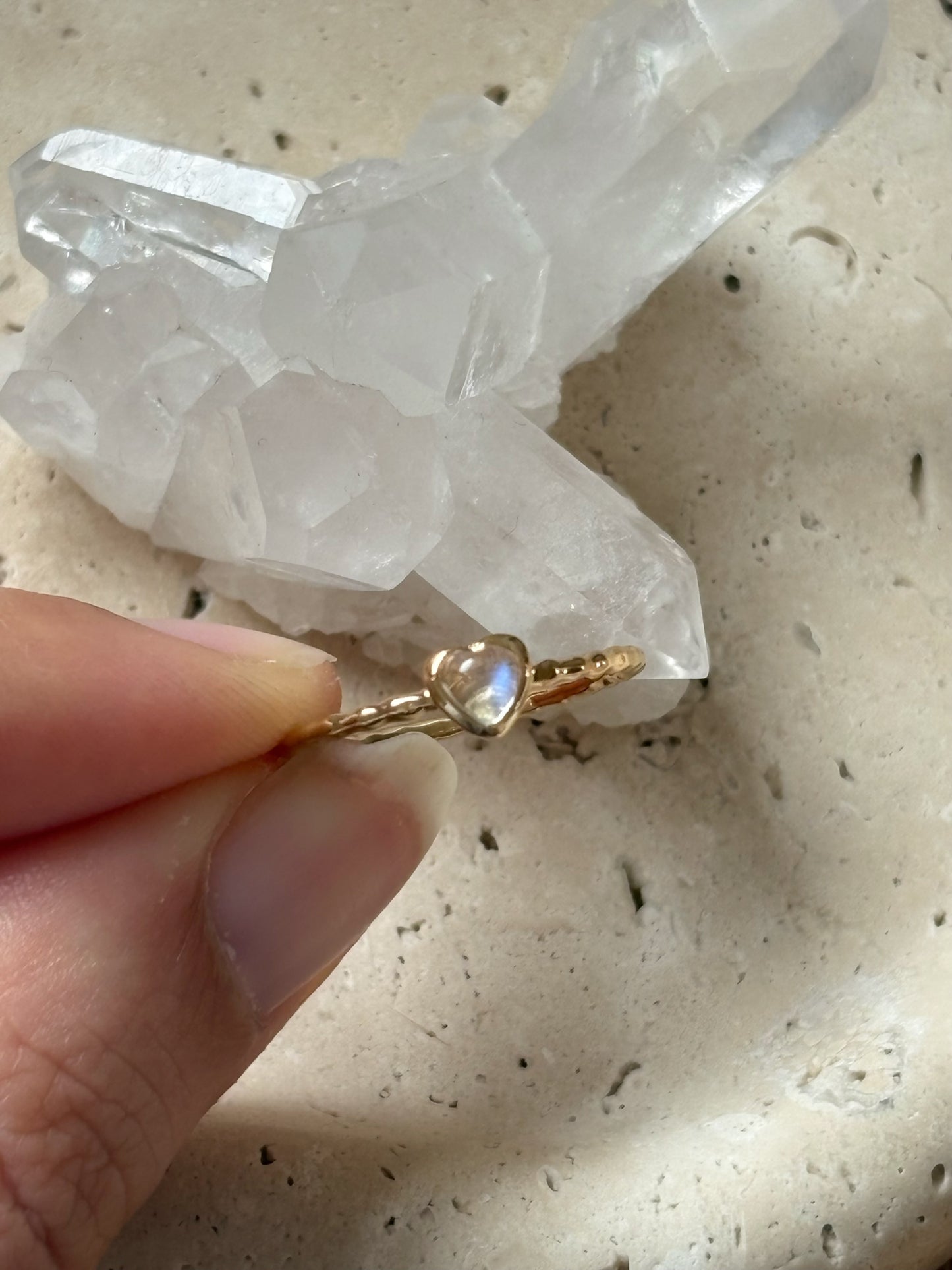 Mondstein Herz Ring - vergoldet