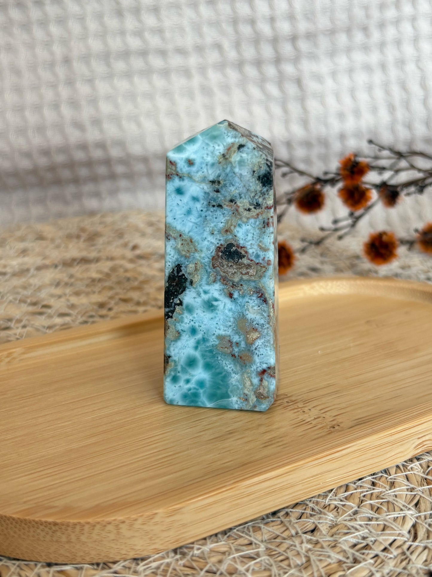 HQ Larimar Obelisk