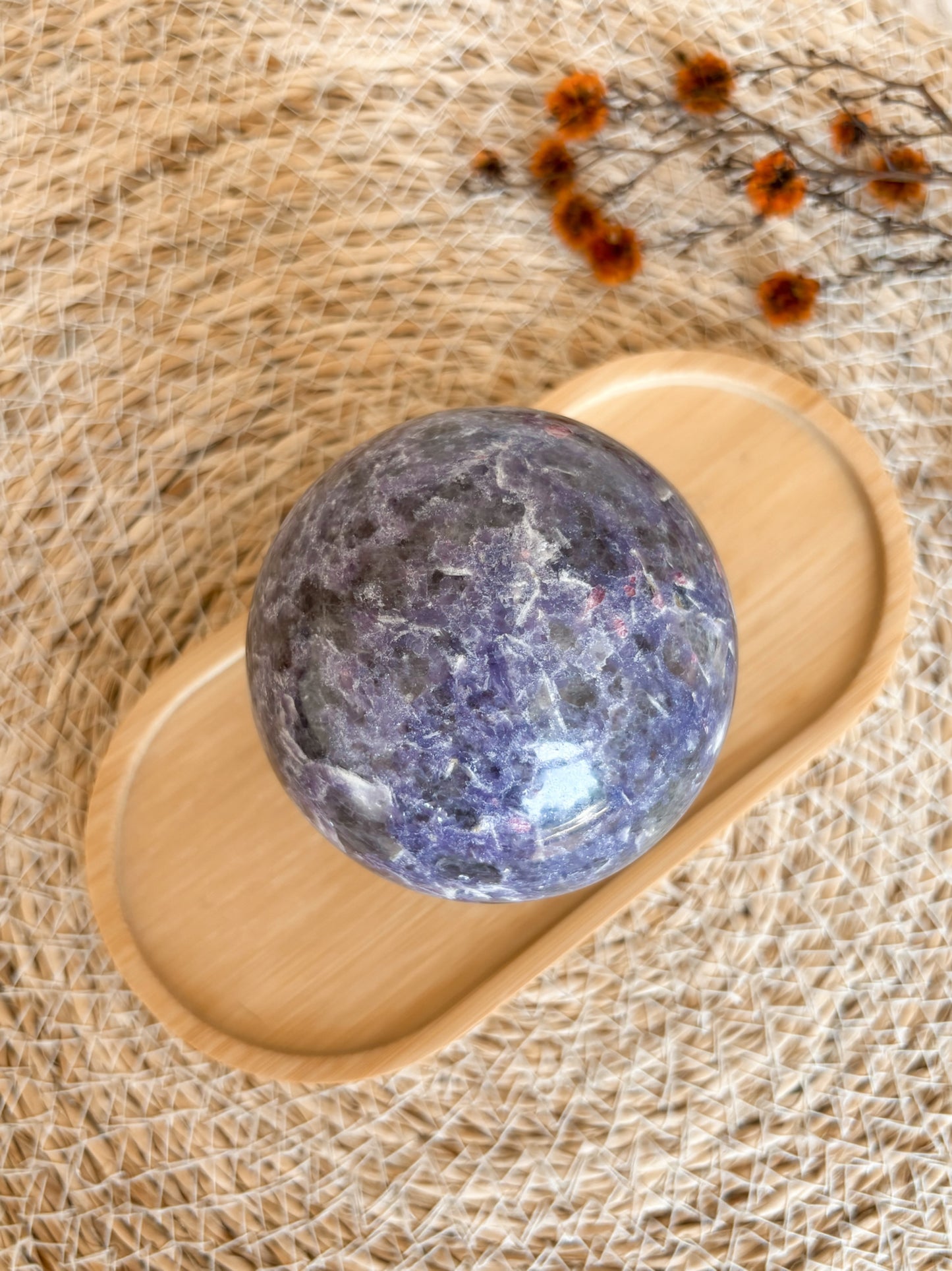 Unicorn Stone - Turmalin in Lepidolith mit Feldspat Kugel