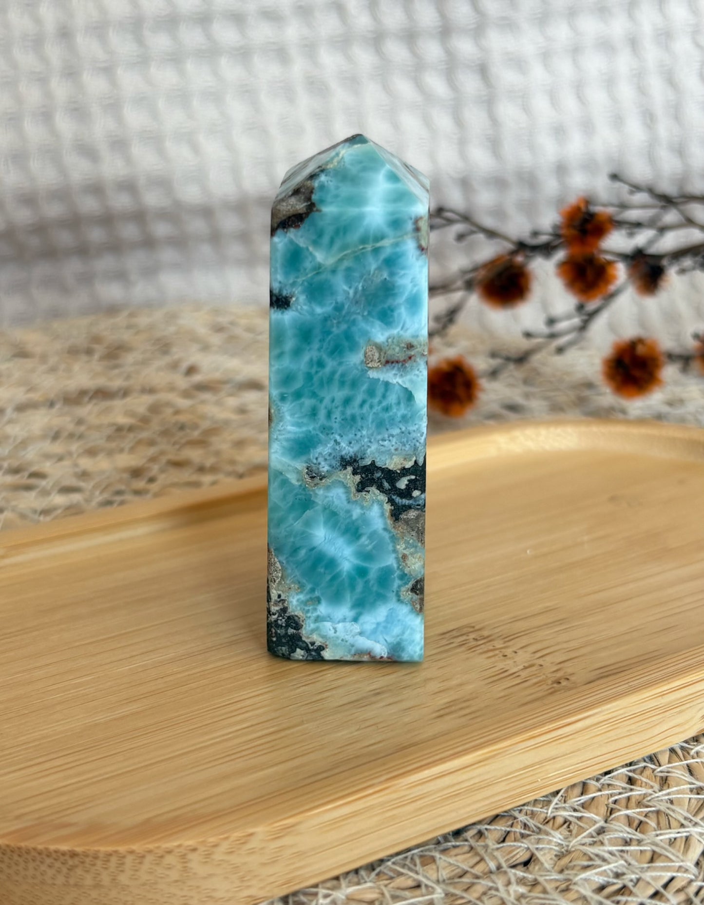 HQ Larimar Obelisk