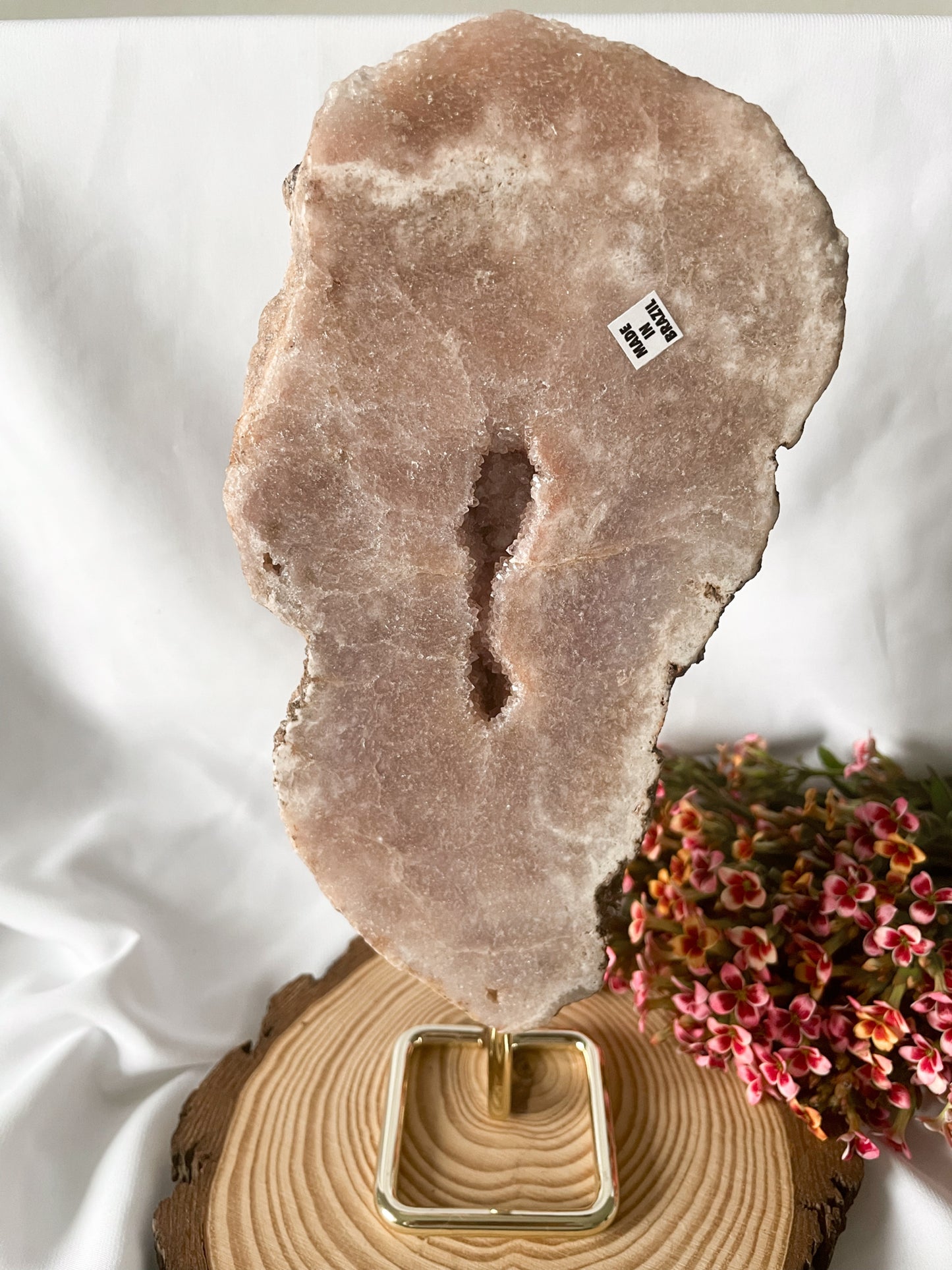 Pink Amethyst auf goldenem Metallständer Nr. 8