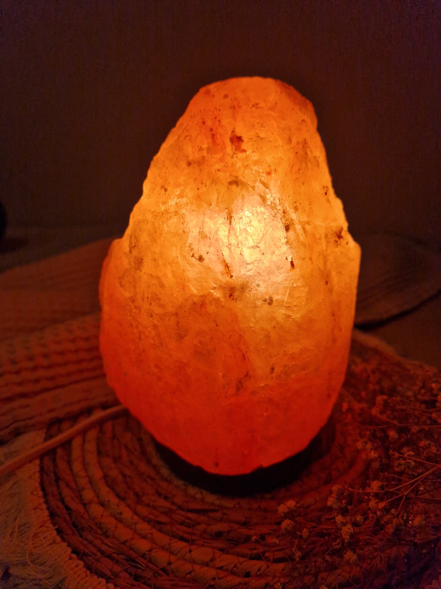 Salzkristall Lampe auf Holzsockel Nr. 3