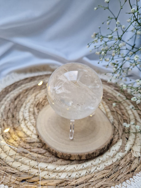 Bergkristall Kugel mit Golden Healer