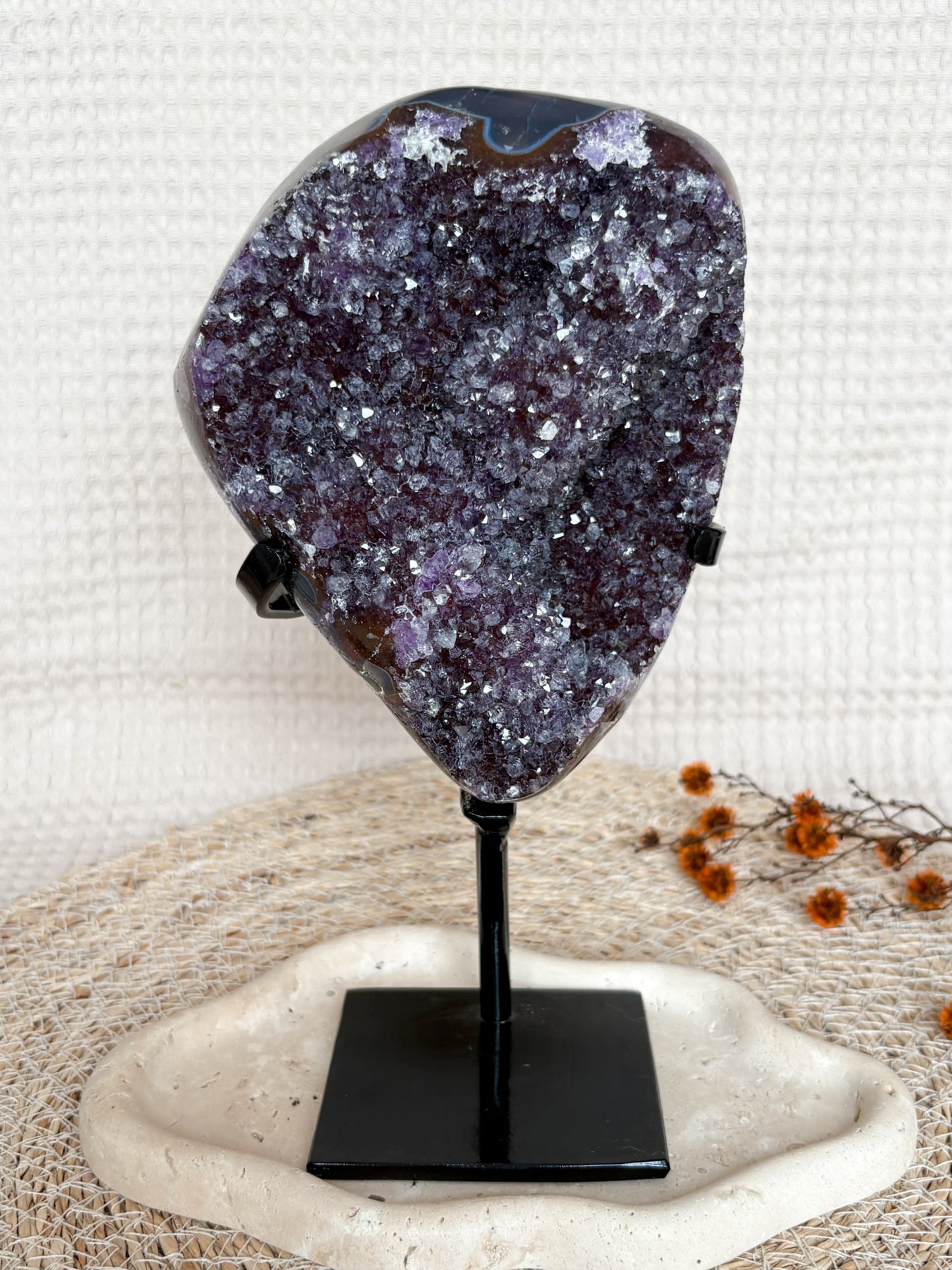 XL Amethyst mit Achat aus Uruguay auf Ständer