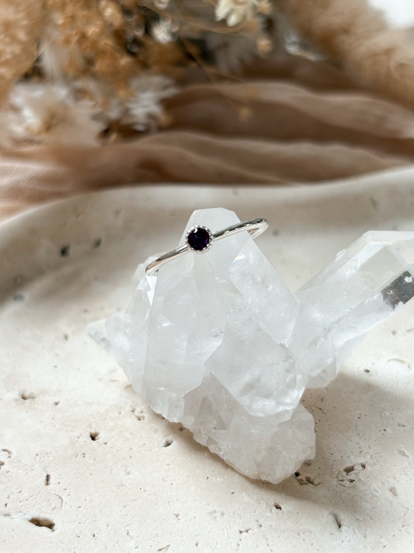 Rhodolith „Krönchen“ Ring - 925 Silber