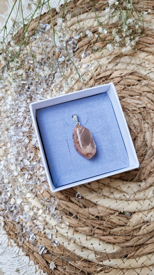 Mondstein Kettenanhänger