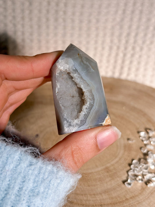 Druzy Achat Spitze A13