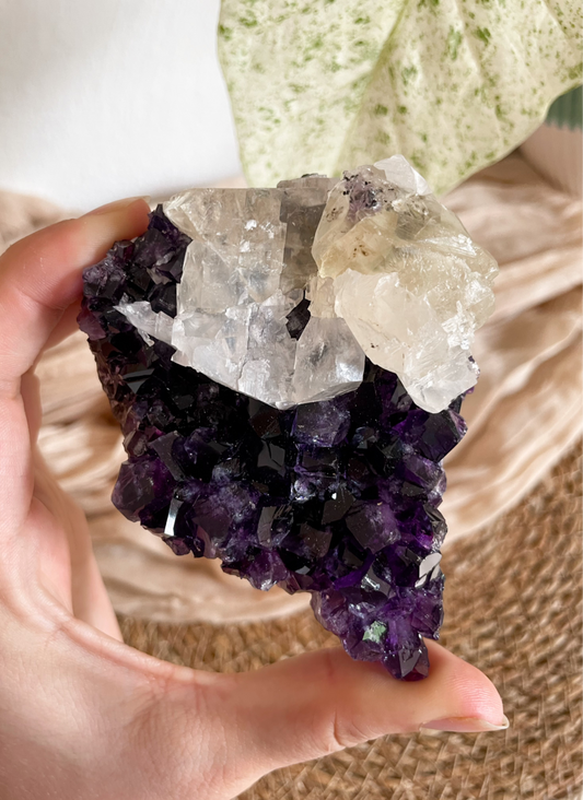 Amethyst mit Calcit aus Uruguay