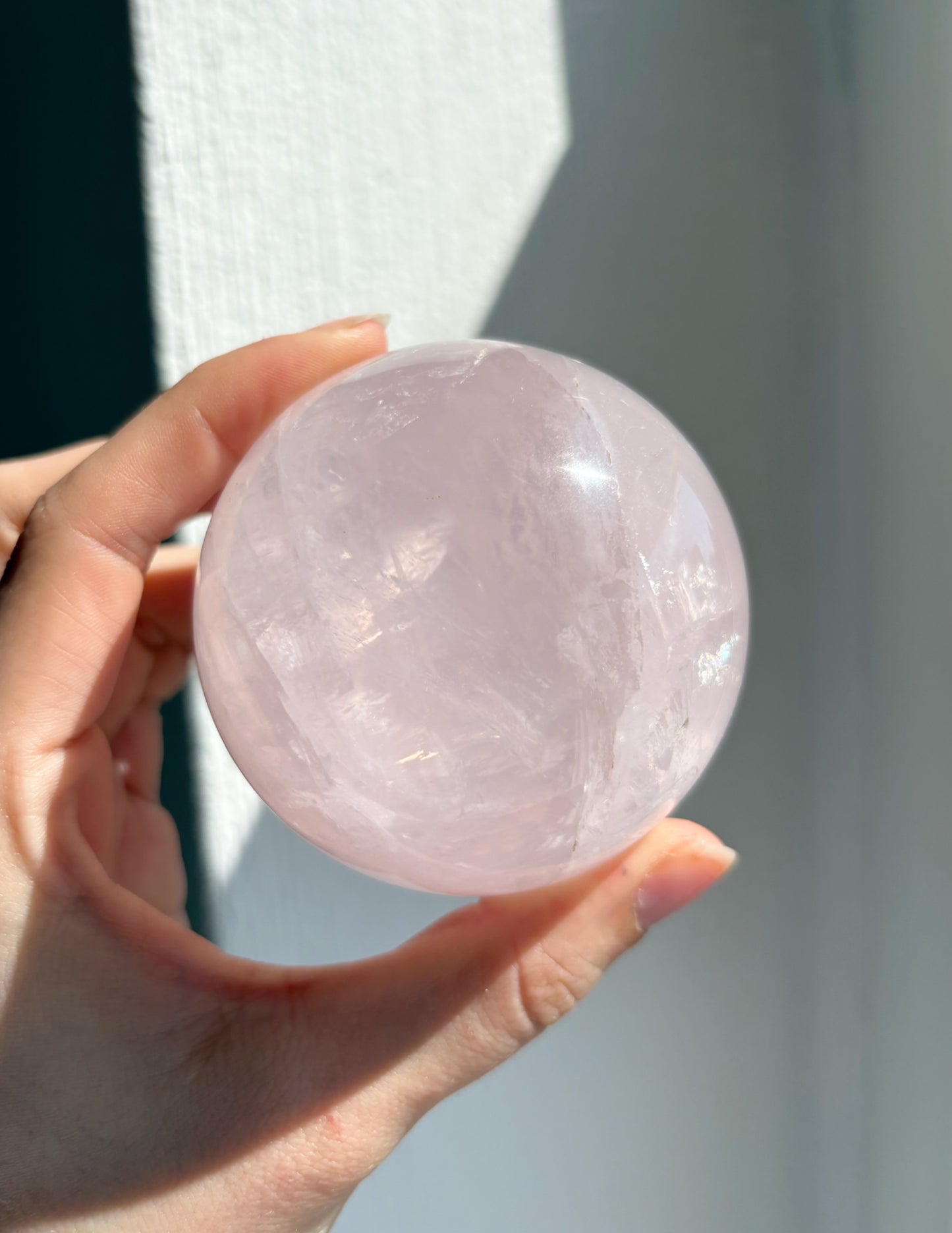 Transparente Rosenquarz Kugel mit Stern R50