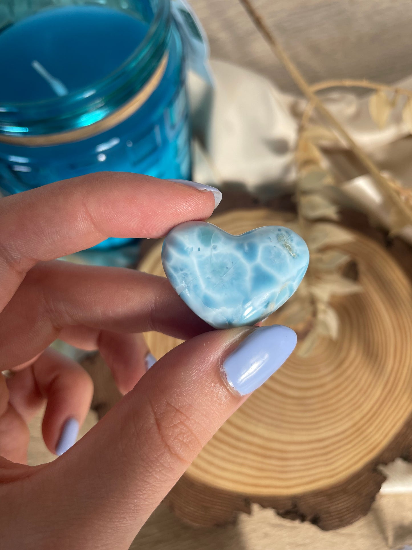 Larimar Herz Carving